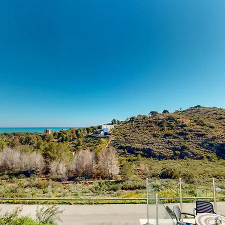 En Con Piscina Privada Y Vistas Al Mar By Family Homes Villa